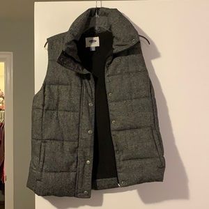 Medium Old Navy Grey / Black Puff Vest